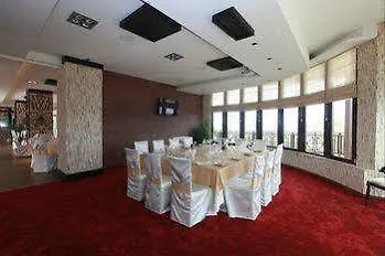 The Mill / Melnicata Hotel